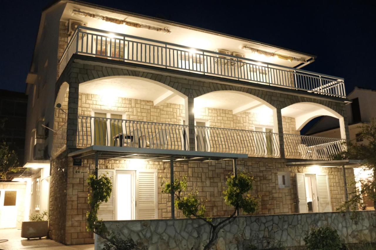 Apartments Marinko Stari Grad Kültér fotó