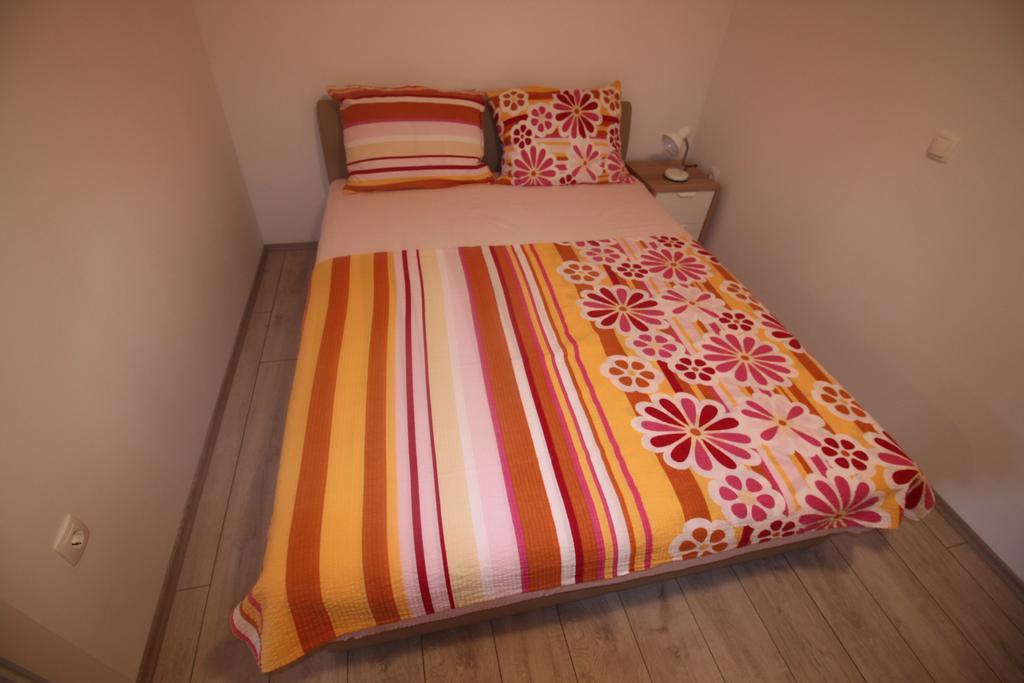 Apartments Marinko Stari Grad Kültér fotó