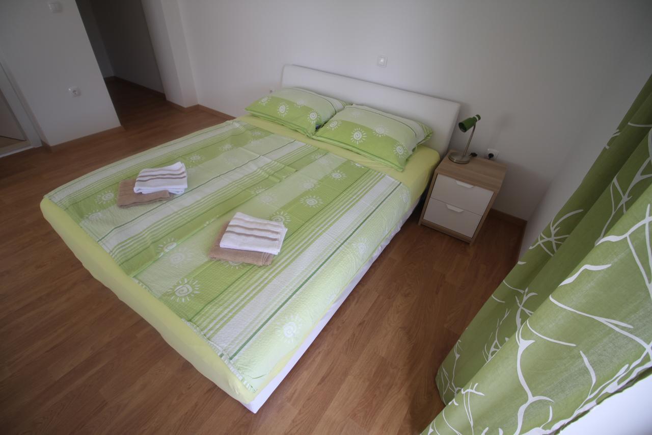 Apartments Marinko Stari Grad Kültér fotó