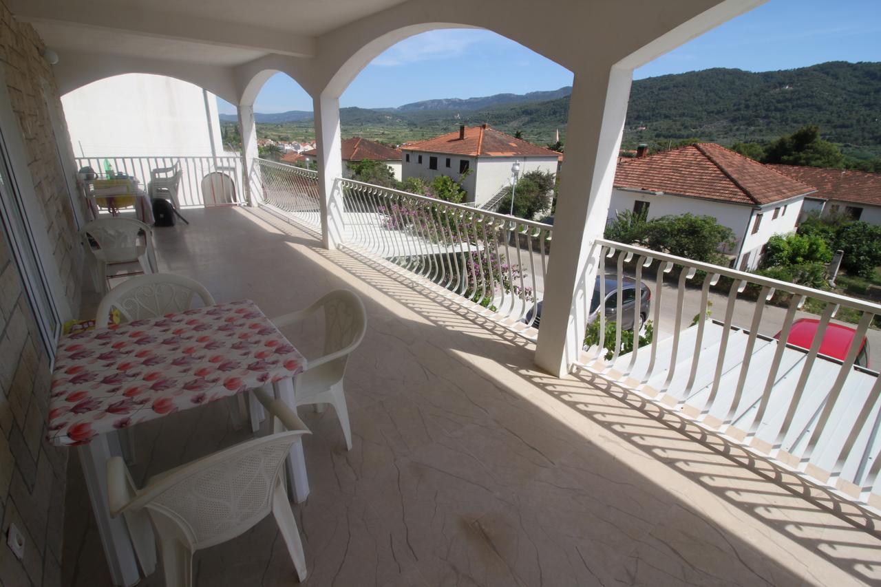 Apartments Marinko Stari Grad Kültér fotó