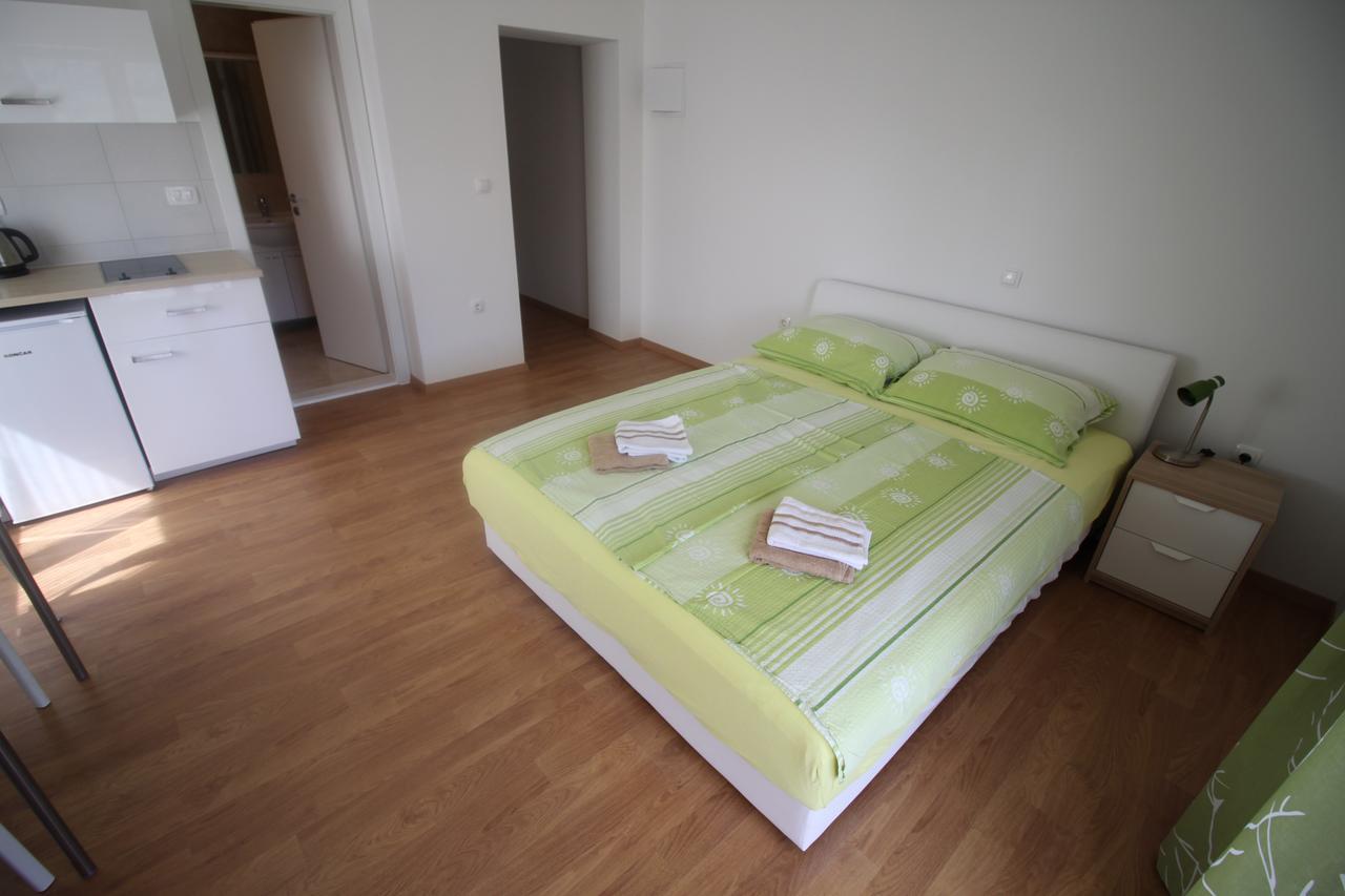 Apartments Marinko Stari Grad Kültér fotó