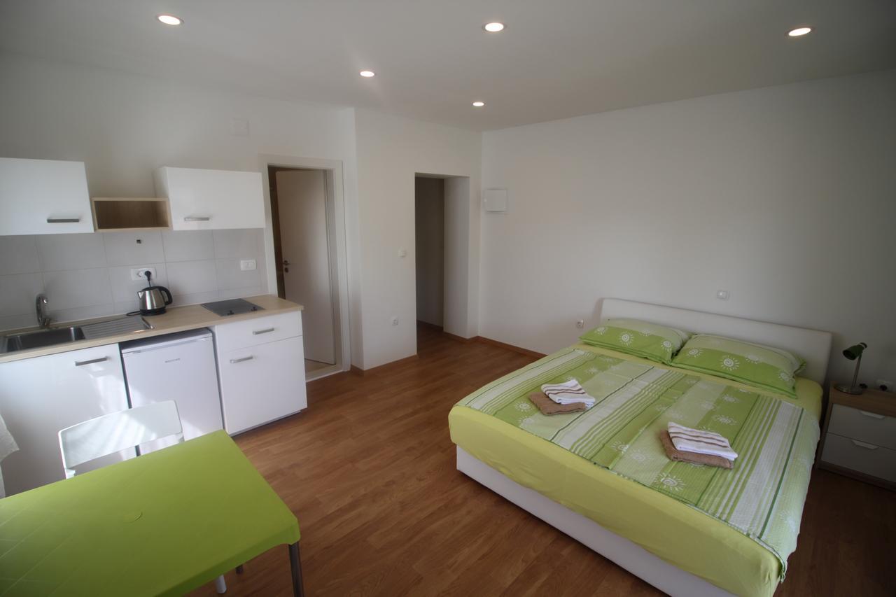 Apartments Marinko Stari Grad Kültér fotó